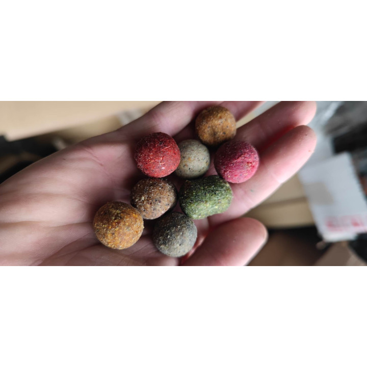 Makrela/Śledź 16/20mm 200ml Kulki Proteinowe Haczykowe RaFish
